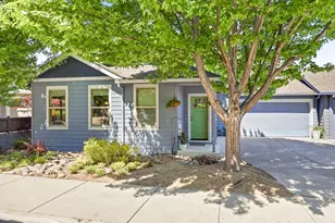 969 Overlook Dr, Ashland, OR 97520 - Photo 1