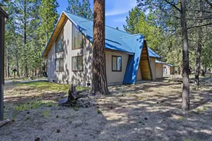 52035 Noble Fir, La Pine, OR 97739 - Photo 1