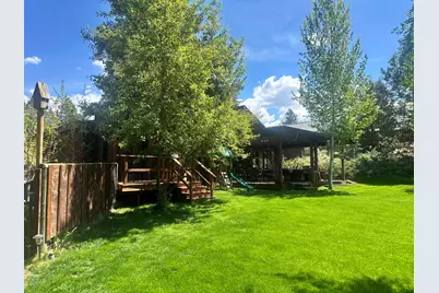 64901 Glacier View Drive, Bend, OR 97703 - Photo 1