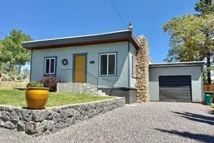 155 N Wendling St, Klamath Falls, OR 97601 - Photo 1