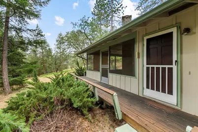 200 Clydesdale Drive, Grants Pass, OR 97526 - Photo 1