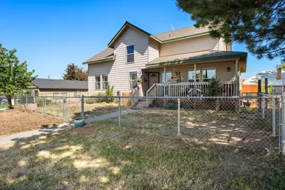 251 NW 8th Street, Prineville, OR 97754 - Photo 1