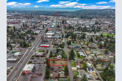 649 NE Kearney Avenue, Bend, OR 97701 - Photo 1