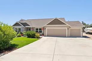 9265 12th Ln, Terrebonne, OR 97760 - Photo 1