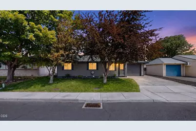 1526 SW 33rd Street, Redmond, OR 97756 - Photo 1