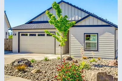 137 Willow Springs Drive, Talent, OR 97540 - Photo 1