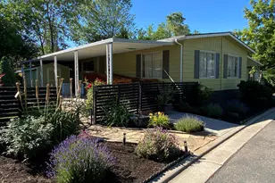 4624 S Pacific Hwy, Phoenix, OR 97535 - Photo 1