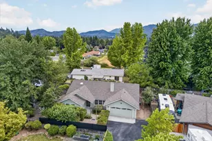 1222 Monroe Way, Grants Pass, OR 97527 - Photo 1