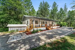 1537 Murphy Creek Rd, Grants Pass, OR 97527 - Photo 1