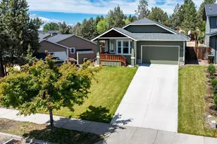 2601 NE Bobbi Ct, Prineville, OR 97754 - Photo 1