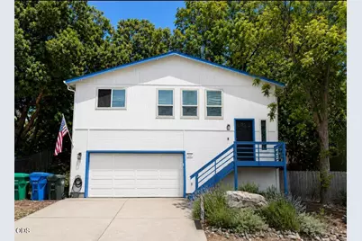 937 Fourth Avenue, Gold Hill, OR 97525 - Photo 1