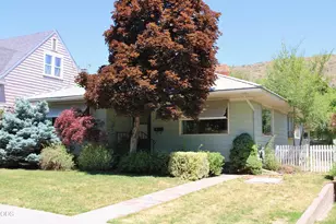 1221 N Eldorado Ave, Klamath Falls, OR 97601 - Photo 1