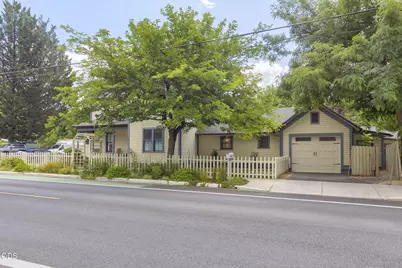 409 NW Dimmick Street, Grants Pass, OR 97526 - Photo 1