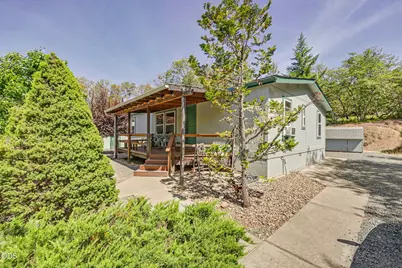5121 Cloverlawn Drive, Grants Pass, OR 97527 - Photo 1