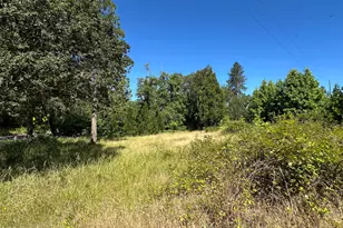 1901 Hamilton Ln, Grants Pass, OR 97527 - Photo 1