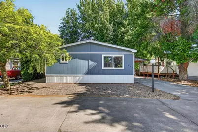 626 Kylee Ann, Medford, OR 97501 - Photo 1