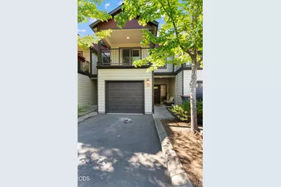 278 Tyler Avenue, Central Point, OR 97502 - Photo 1