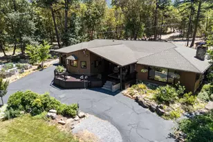 6589 Whispering Pines Ln, Jacksonville, OR 97530 - Photo 1