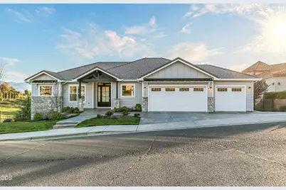 5655 Autumn Park Drive, Medford, OR 97504 - Photo 1