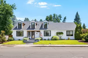 421 Silverado Cir, Medford, OR 97504 - Photo 1