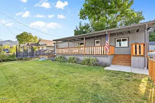 6400 Frost Ln, Talent, OR 97540 - Photo 1