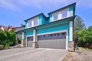61289 Bronze Meadow Ln, Bend, OR 97702 - Photo 1