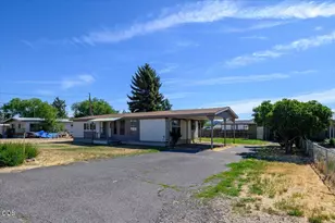 8608 Northwest 8th St, Terrebonne, OR 97760 - Photo 1