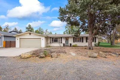 194 SE Cessna Drive, Bend, OR 97702 - Photo 1