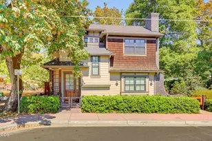 225 N Oregon St, Jacksonville, OR 97530 - Photo 1