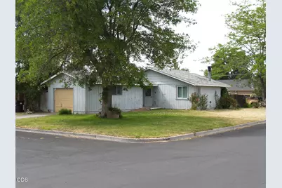 1713 SW Lava Avenue, Redmond, OR 97756 - Photo 1