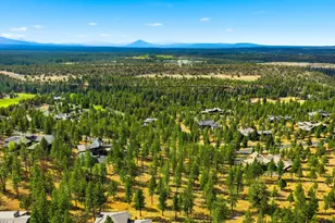 3404 NW Greenleaf Way, Bend, OR 97703 - Photo 1