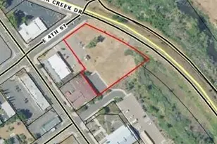 105 E 4th St, Phoenix, OR 97535 - Photo 1