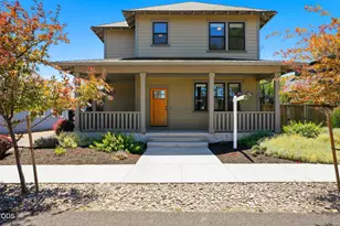 1035 E Horse Back Trail, Sisters, OR 97759 - Photo 1