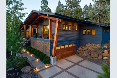 19077 Mount McLoughlin Lane, Bend, OR 97703 - Photo 1