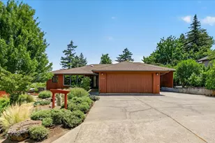 1056 Beswick Way, Ashland, OR 97520 - Photo 1