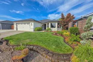262 Summer Glen Way, Central Point, OR 97502 - Photo 1