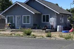 205 SW Black Butte Blvd, Redmond, OR 97756 - Photo 1