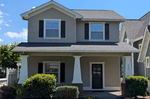 230 Cottage St, Jacksonville, OR 97530 - Photo 1