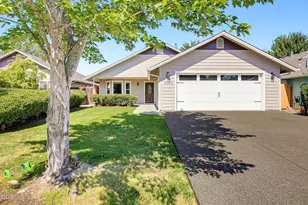 2642 Esther Ln, Grants Pass, OR 97527 - Photo 1
