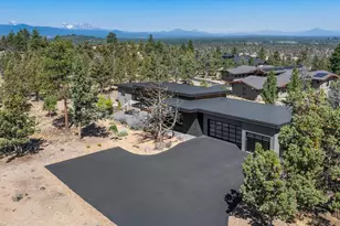 1489 NW Puccoon Ct, Bend, OR 97703 - Photo 1