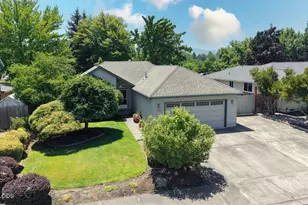 2736 Juanita Ave, Medford, OR 97504 - Photo 1