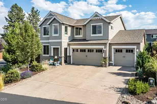 20867 SE Sunniberg Ln, Bend, OR 97702 - Photo 1