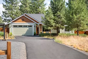 19563 Apache Rd, Bend, OR 97702 - Photo 1