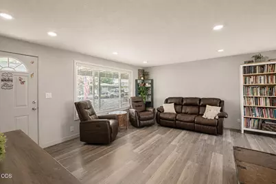 45 Ashley Place, Central Point, OR 97502 - Photo 1