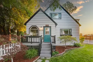 2030 Arthur St, Klamath Falls, OR 97603 - Photo 1