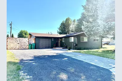 5624 Casa Way, Klamath Falls, OR 97603 - Photo 1