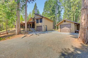 2280 Queens Branch Rd, Rogue River, OR 97537 - Photo 1