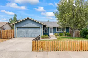 2943 SW Pumice Pl, Redmond, OR 97756 - Photo 1