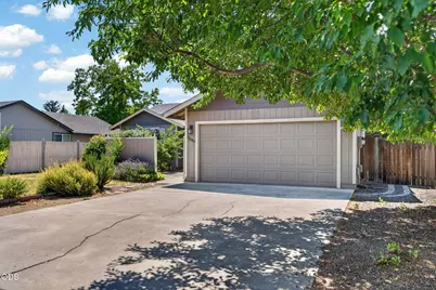 1545 SW 17th Street, Redmond, OR 97756 - Photo 1
