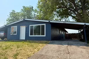 3000 Palmyra St, Medford, OR 97504 - Photo 1